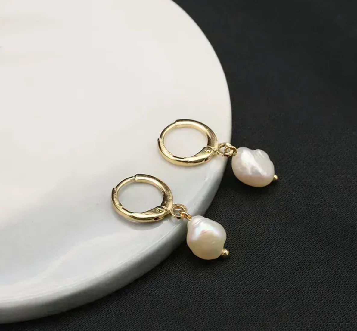 Newport Freshwater Pearl Hug Hoops